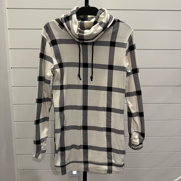 Lauriebelles Sweaters - Chelsea DeBoer by Lily & Lottie Plaid Cowl Sweatshirt